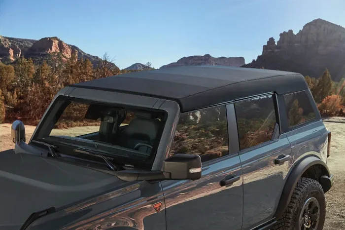 2021-2024 Ford Bronco 4-Door Complete TrekTop Retractable Twill Soft Top Top | VM2DZ-78501C25-H