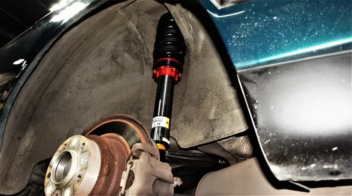 AGT Shock 1987-1996 E34 5 SERIES MK3 Front/ Rear: Inverted Fork-Front Spring Rate:10K200 Rear Spring Rate: 8K200+P