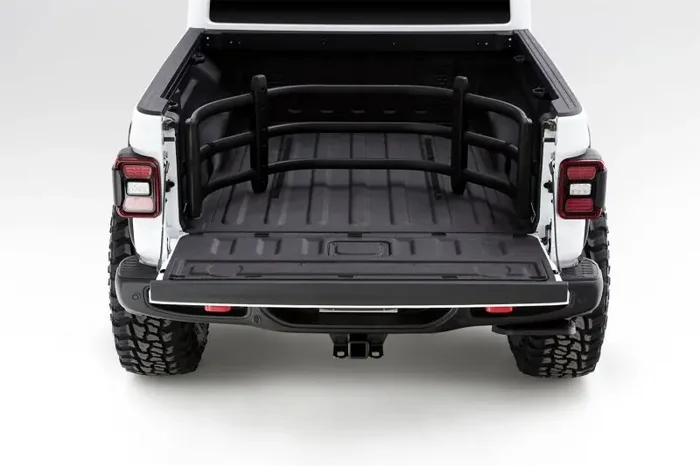 AMP Research 20-22 Jeep Gladiator (Does Not Work w/Tonneau Cvrs) Bedxtender HD Sport – Black
