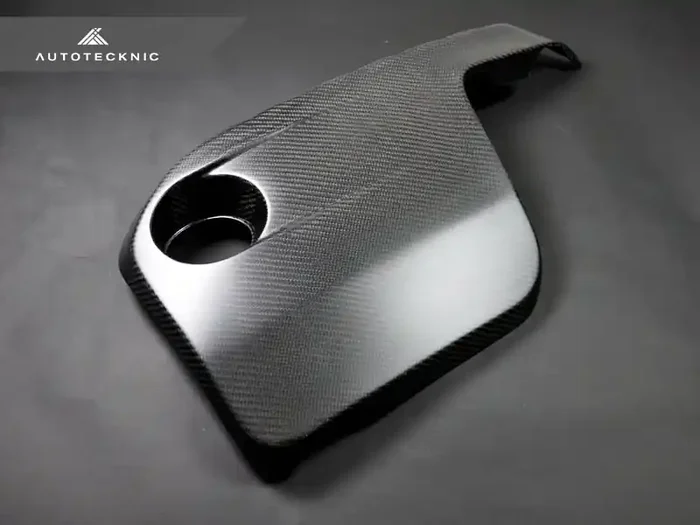 AutoTecknic Vacuumed Carbon Fiber Engine Cover – F80 M3 F82 M4