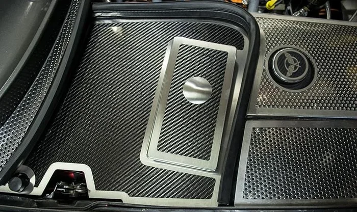 C5 Corvette Battery / Fuse Box Cover – Carbon Fiber