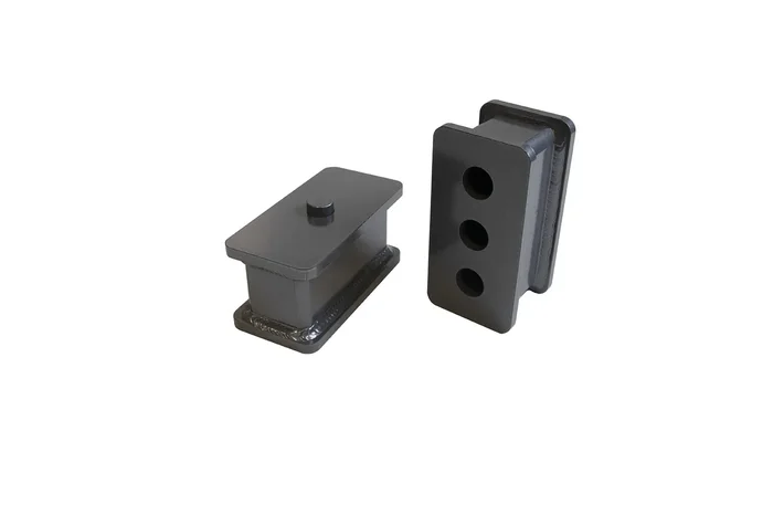 MaxTrac 2.5″ Lift Blocks for 2003-2013 RAM 2500 or 2003-2025 RAM 3500