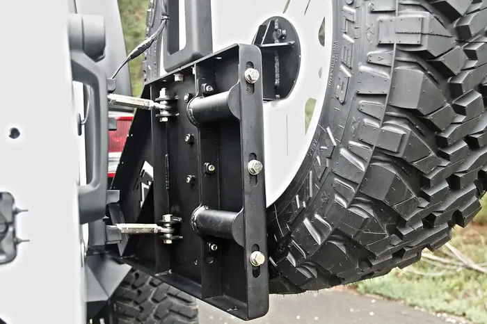 Off The Door Tire Carrier Uncoated/Paintable Needs Base Bumper [AWSL] JP-Y1261T-B