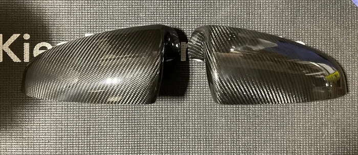 OPEN BOX – E6X/X Series/F1X Dry Carbon Fiber Mirror Caps (Blemish)