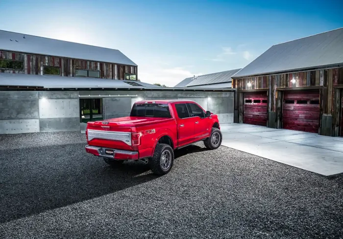 UnderCover Elite LX 2019-2023 Ford Ranger 6‘ Bed – J7 Magnetic Effect