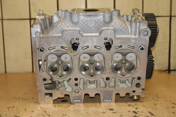 Zylinderkopf 05c103404c DLAA VW Skoda Seat Audi 1,0TSI Golf Octavia T-ROC 81kW
